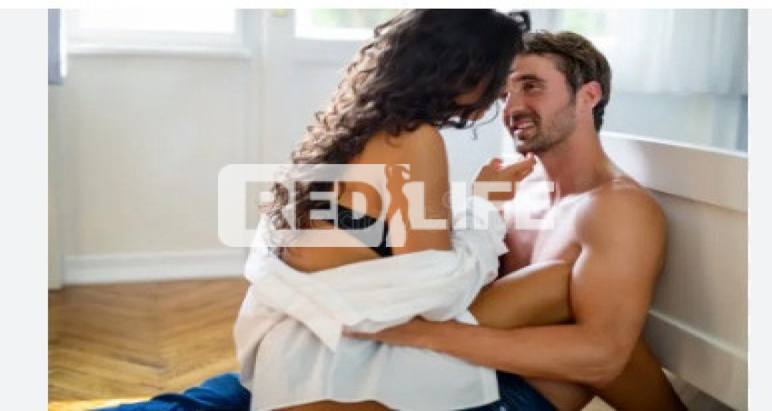 seeking hot couples
who live in
