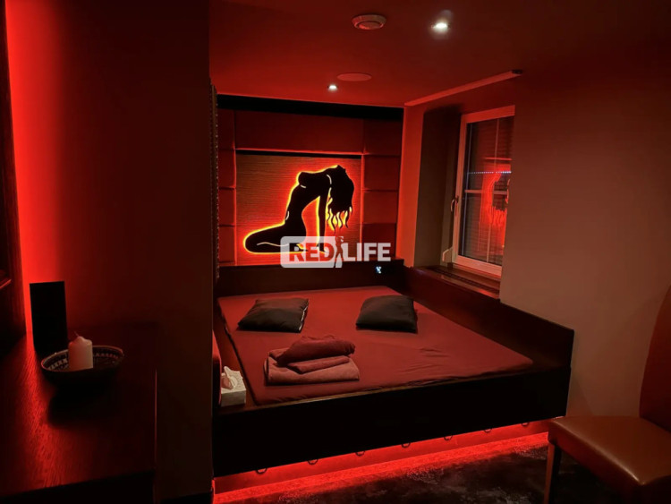 chalet escort job friendly team